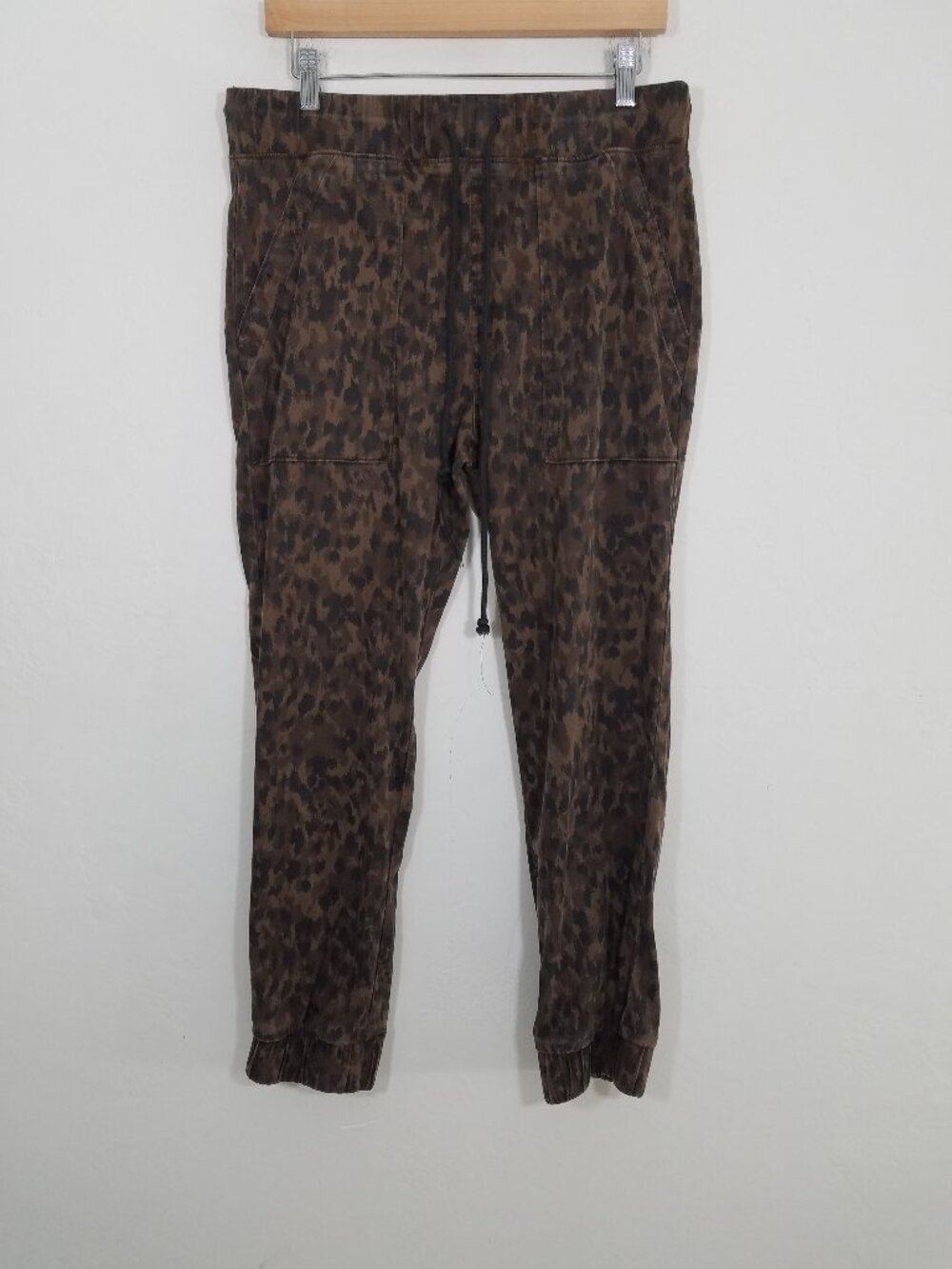 Bella Dahl Animal Print Jogger Pants Size S